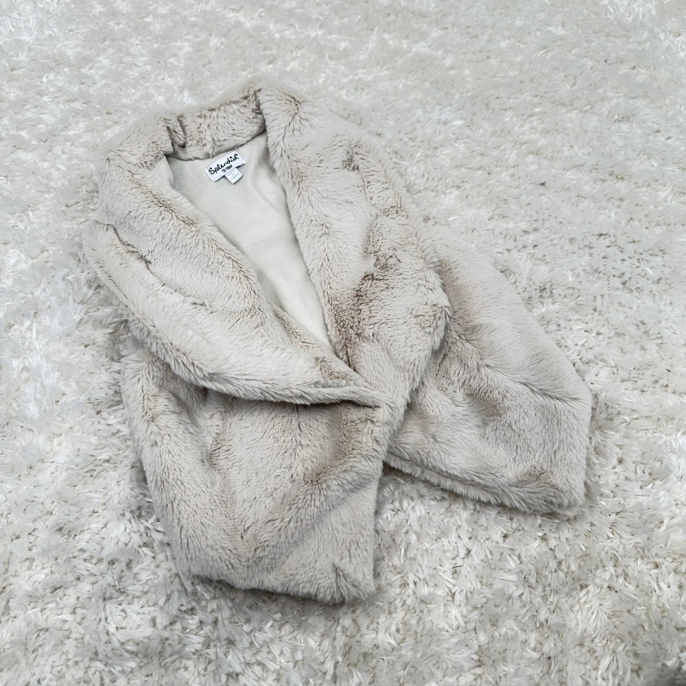 Splendid Baby 12/18 M Beige Faux Fur Vest Girl's - Picture 4 of 11